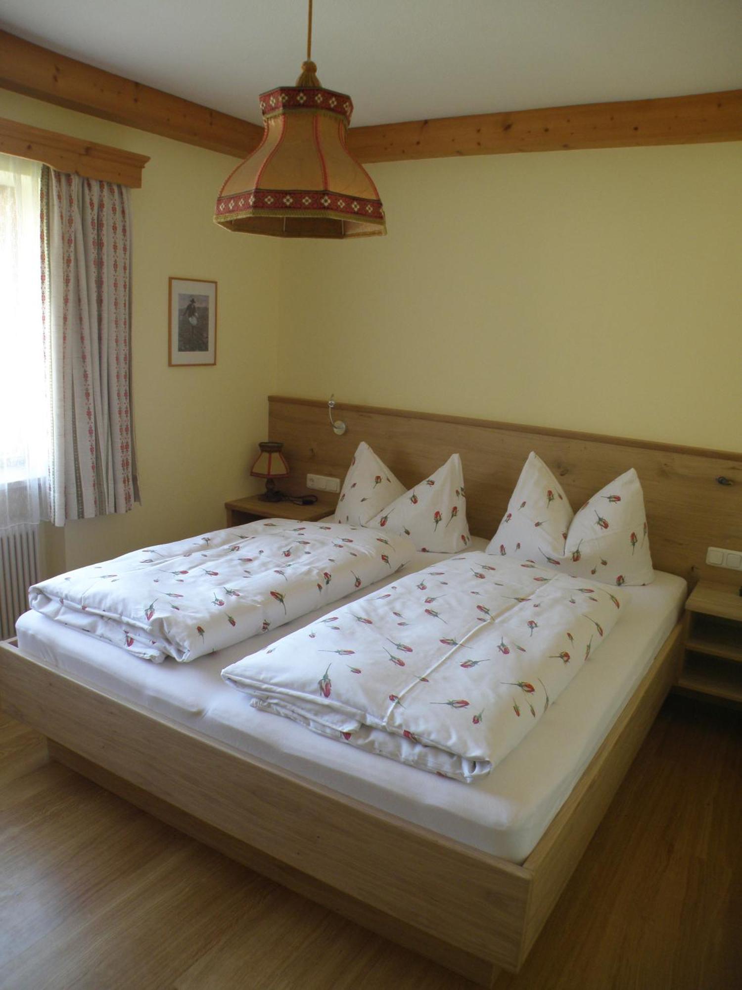 Ferienwohnungen Kathrein Reutte Zimmer foto